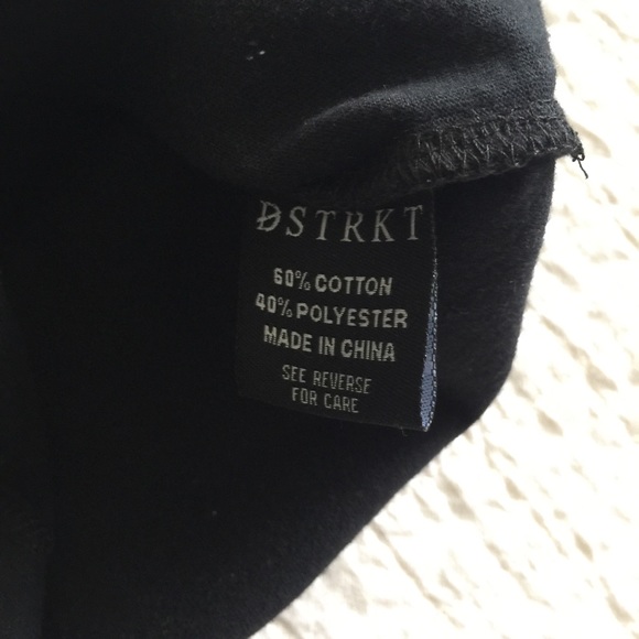 8ighth DSTRKT black cotton mix tee w/zipper front - Picture 5 of 7